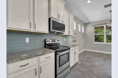 4211 Dutchess Park Rd, Fort Myers, FL 33916 - Photo 10