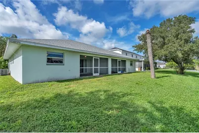 1247 SE 6th St, Cape Coral, FL 33990 - Photo 24