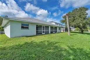 1247 SE 6th St, Cape Coral, FL 33990 - Photo 24