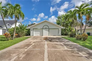 1247 SE 6th St, Cape Coral, FL 33990 - Photo 2