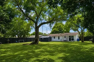 480 Valley Dr, Lehigh Acres, FL 33936 - Photo 2