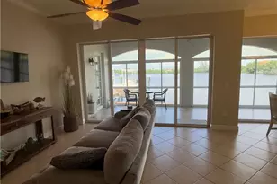182 Shadroe Cove Cir, Cape Coral, FL 33991 - Photo 10