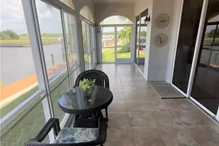 182 Shadroe Cove Cir, Cape Coral, FL 33991 - Photo 28