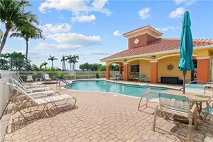 182 Shadroe Cove Cir, Cape Coral, FL 33991 - Photo 30