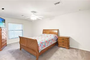 205 SW 42nd St, Cape Coral, FL 33914 - Photo 14