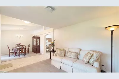 205 SW 42nd St, Cape Coral, FL 33914 - Photo 6