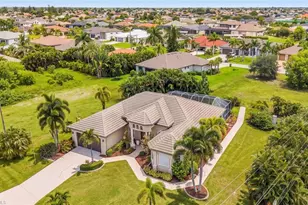 3201 SW 4th Ln, Cape Coral, FL 33991 - Photo 4