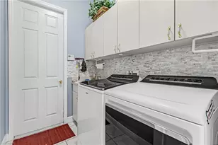 3201 SW 4th Ln, Cape Coral, FL 33991 - Photo 18