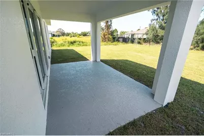 2712 46th St SW, Lehigh Acres, FL 33976 - Photo 14