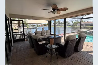 1957 SE 36th St, Cape Coral, FL 33904 - Photo 12