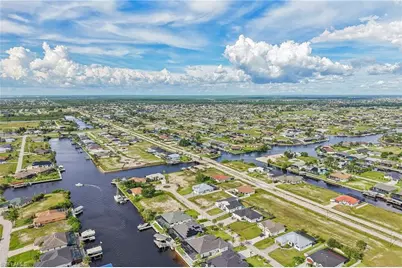 1304 NW 40th Pl, Cape Coral, FL 33993 - Photo 40