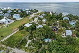 201 White Pelican Dr, Upper Captiva, FL 33924 - Photo 4