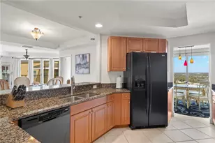2745 1st St, Fort Myers, FL 33916 - Photo 8