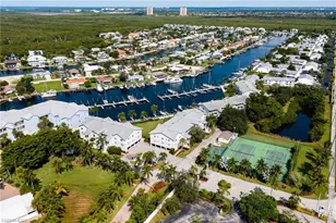 18032 San Carlos Blvd, Fort Myers Beach, FL 33931 - Photo 8