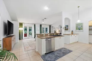 1939 SE 17th Pl, Cape Coral, FL 33990 - Photo 10
