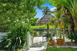 1939 SE 17th Pl, Cape Coral, FL 33990 - Photo 36