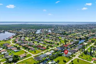 1939 SE 17th Pl, Cape Coral, FL 33990 - Photo 38
