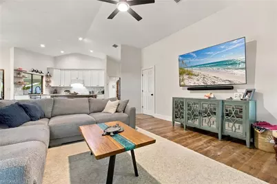 12442 McGregor Woods Cir, Fort Myers, FL 33908 - Photo 16