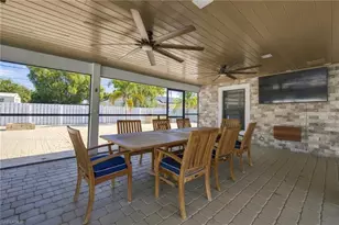222 NE 22nd Ave, Cape Coral, FL 33909 - Photo 32