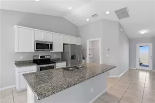 1736 NE 1st Ave, Cape Coral, FL 33909 - Photo 10