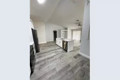 3025 NE 6th Pl, Cape Coral, FL 33909 - Photo 20