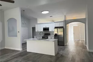 3025 NE 6th Pl, Cape Coral, FL 33909 - Photo 44