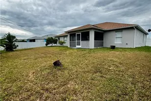 3025 NE 6th Pl, Cape Coral, FL 33909 - Photo 34