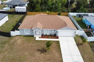 3025 NE 6th Pl, Cape Coral, FL 33909 - Photo 6