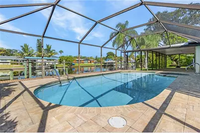 2215 Cape Way, North Fort Myers, FL 33917 - Photo 12