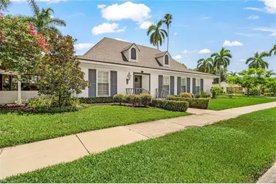 1207 Canterbury Dr, Fort Myers, FL 33901 - Photo 1
