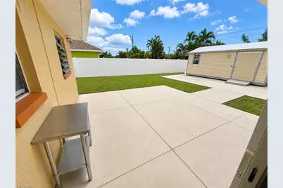 143 SE 29th St, Cape Coral, FL 33904 - Photo 14