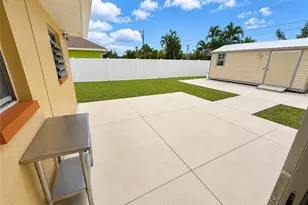 143 SE 29th St, Cape Coral, FL 33904 - Photo 14