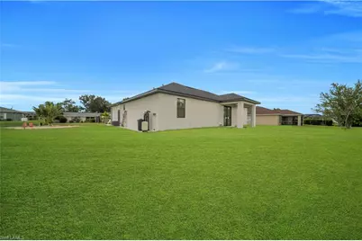 1909 NE 19th Pl, Cape Coral, FL 33909 - Photo 38