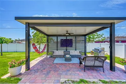 1616 NE 6th Pl, Cape Coral, FL 33909 - Photo 28