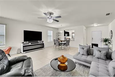1616 NE 6th Pl, Cape Coral, FL 33909 - Photo 14