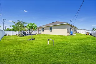 1616 NE 6th Pl, Cape Coral, FL 33909 - Photo 32