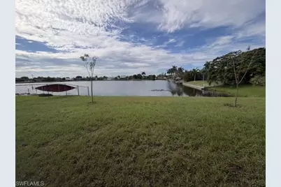 1928 NE 4th Ter, Cape Coral, FL 33909 - Photo 16