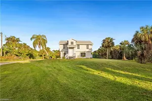 260 13th St SW, Naples, FL 34117 - Photo 2