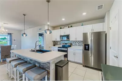8908 Cascade Price Cir, North Fort Myers, FL 33917 - Photo 8