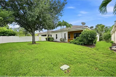 2469 Keystone Lake Dr, Cape Coral, FL 33909 - Photo 4