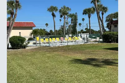 1376 Archer St #6, Lehigh Acres, FL 33936 - Photo 4