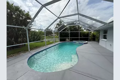 2401 Fisher Ct, Lehigh Acres, FL 33936 - Photo 16