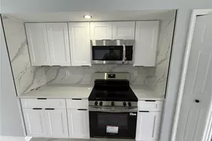 2401 Fisher Ct, Lehigh Acres, FL 33936 - Photo 28