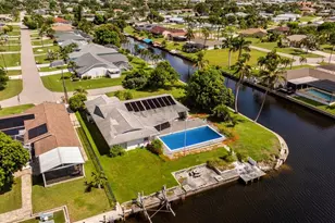 928 SE 43rd St, Cape Coral, FL 33904 - Photo 8