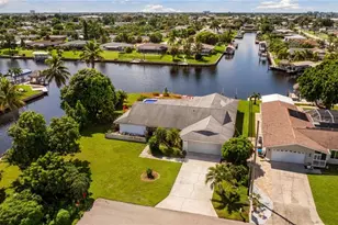 928 SE 43rd St, Cape Coral, FL 33904 - Photo 6
