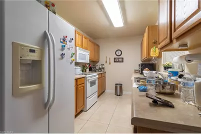 1013 SE 9th St, Cape Coral, FL 33990 - Photo 4