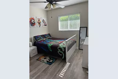 2034 NE 6th St, Cape Coral, FL 33909 - Photo 6
