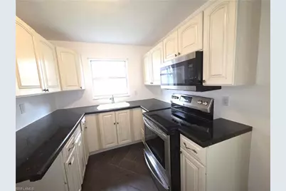 1213 SW 48th Ter #B, Cape Coral, FL 33914 - Photo 12