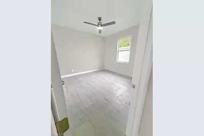 3027 2nd St, Fort Myers, FL 33916 - Photo 12