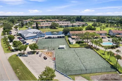 5585 Trailwinds Dr #324, Fort Myers, FL 33907 - Photo 20